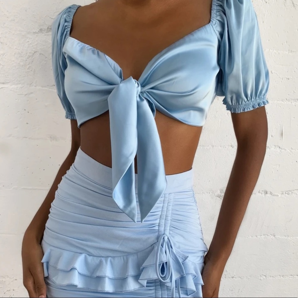 Tiger mist blue birdie top